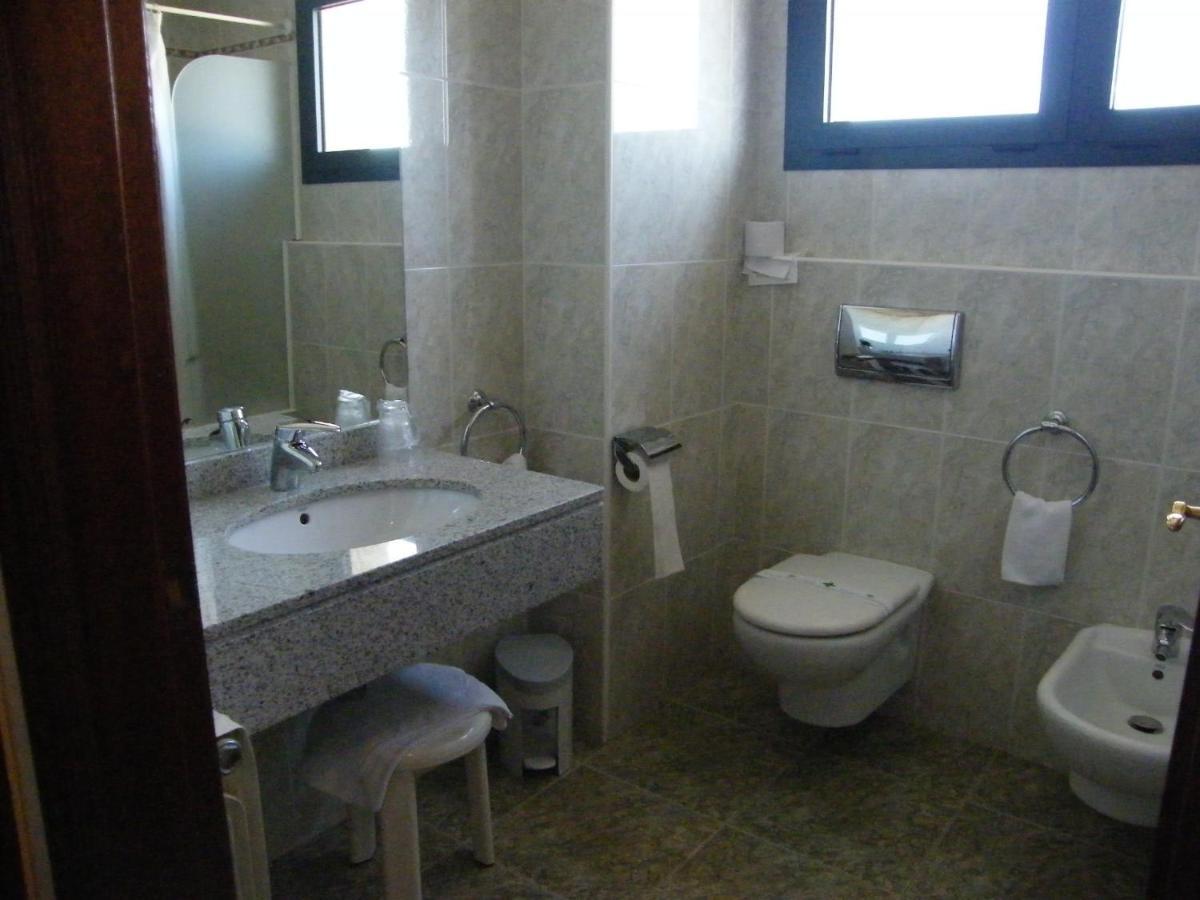 Hotel Magallon Caspe Zimmer foto